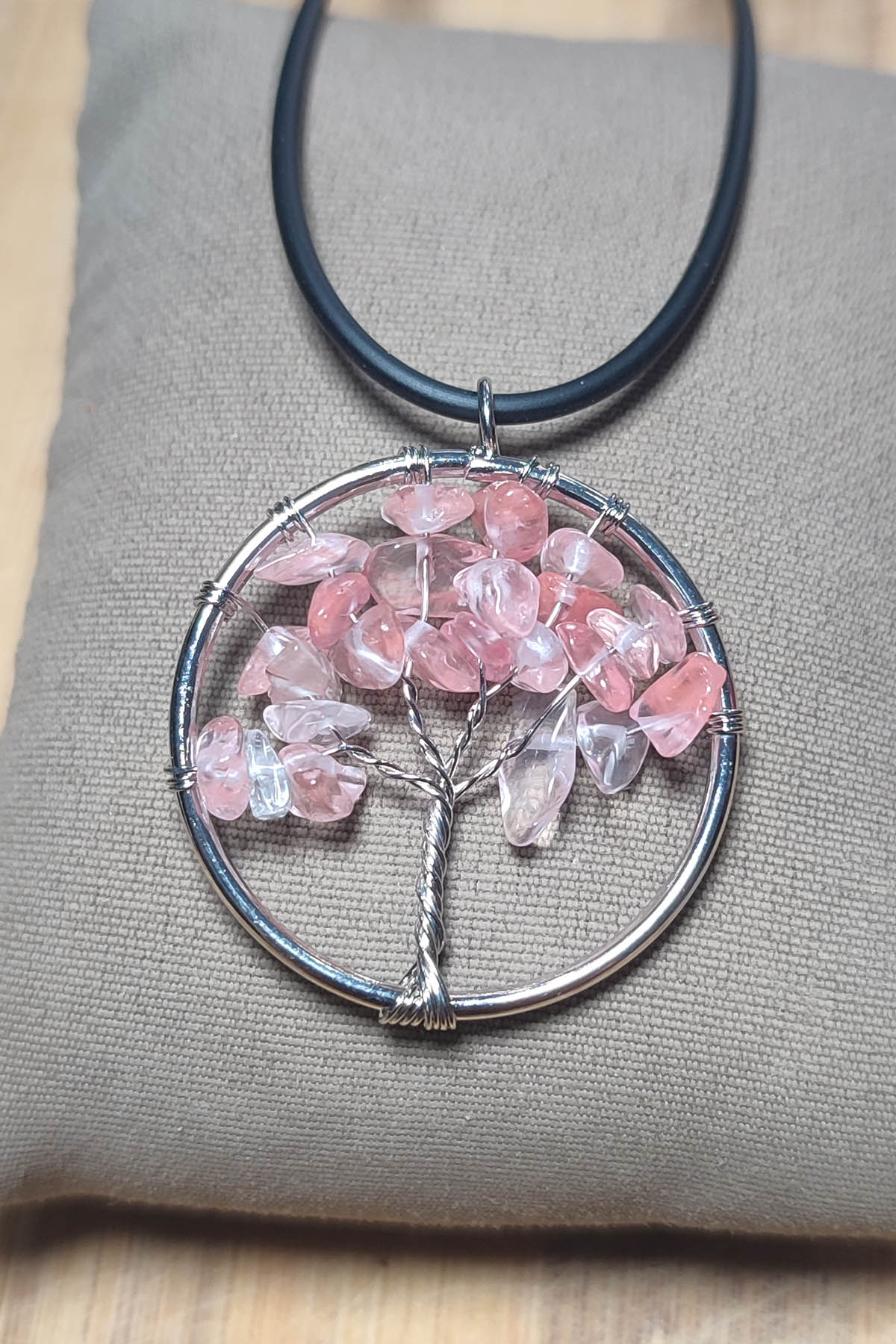 Pembe Kuvars Taşı Hayat Ağacı Kolye