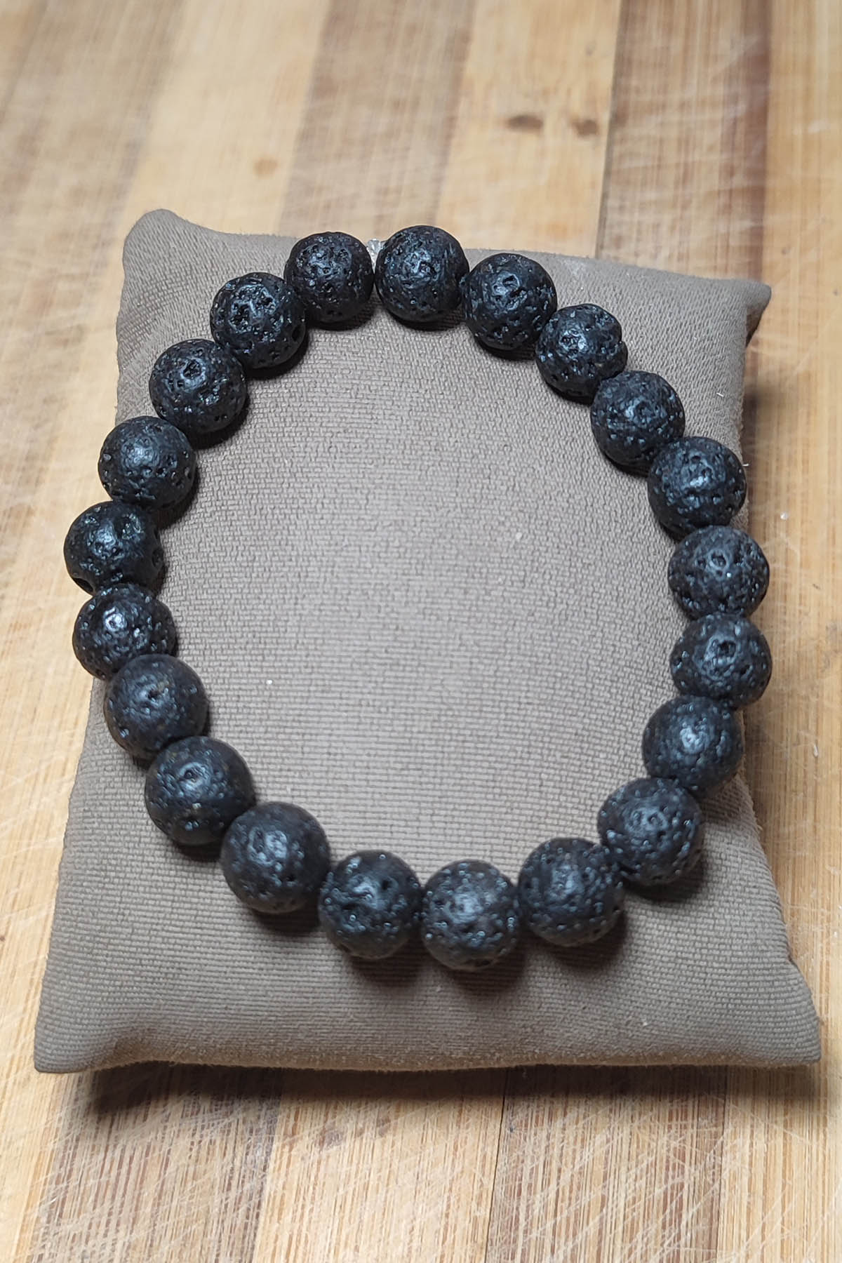 Lav Taşı Siyah Bileklik 8 mm