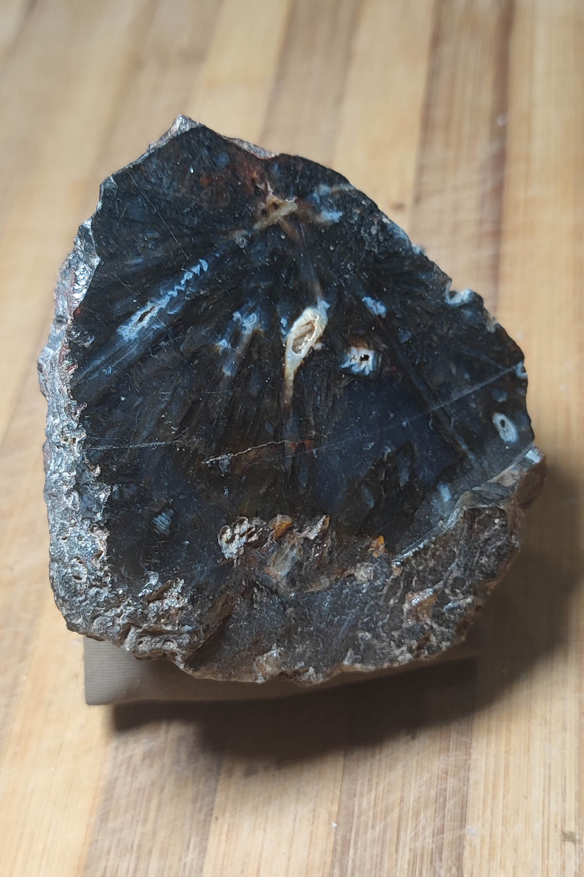 Agat Taşı Ham Dekoratif Kütle 289 Gr – TAŞCIZADE