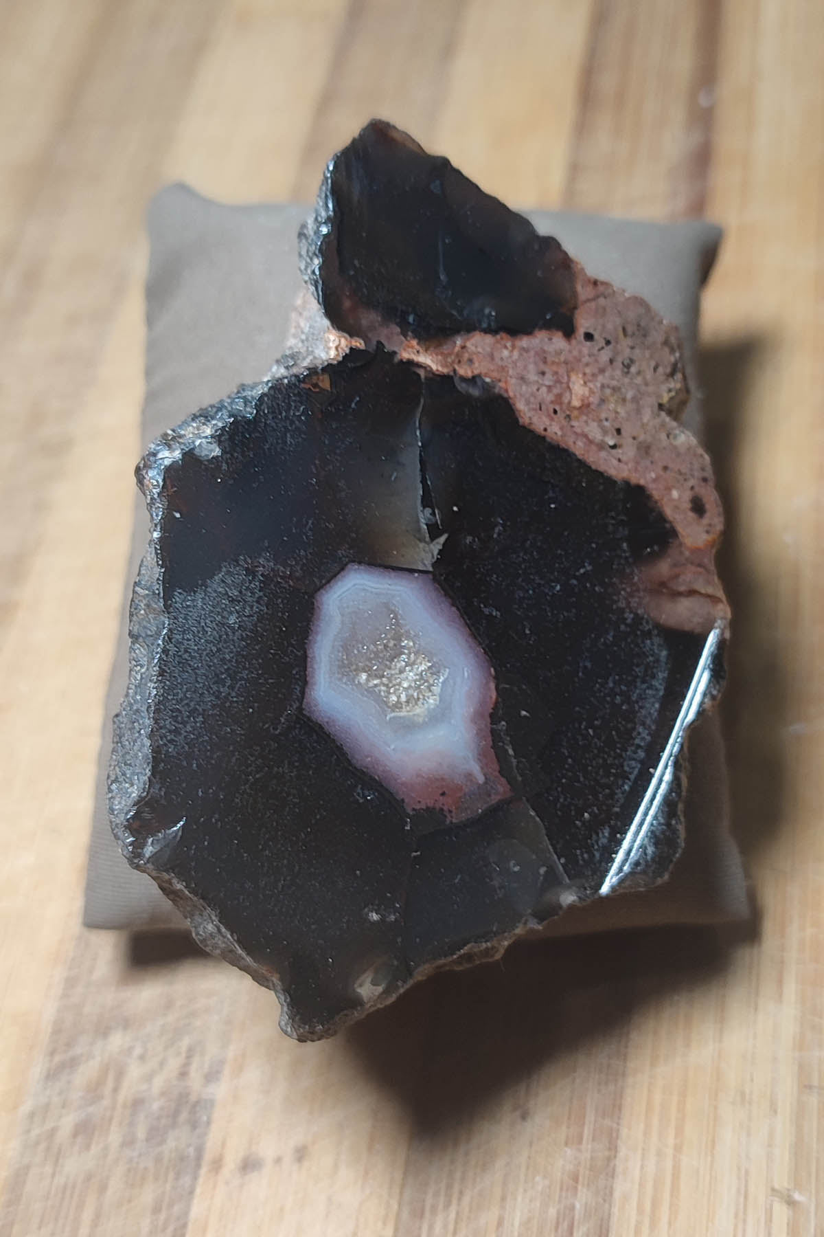 Agat Taşı Ham Dekoratif Kütle 138 Gr – TAŞCIZADE