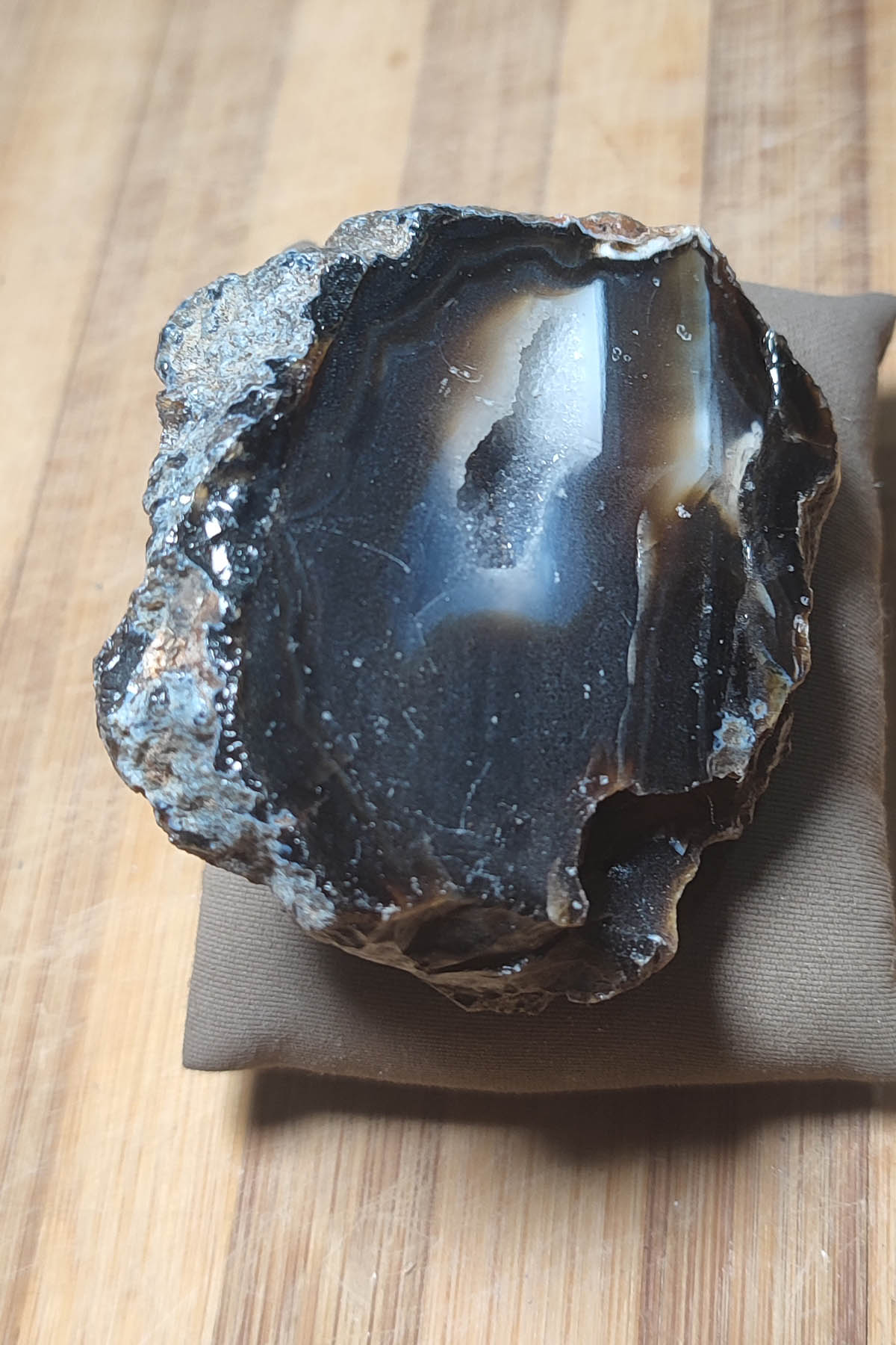 Agat Taşı Ham Dekoratif Kütle 149 Gr – TAŞCIZADE