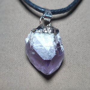 Ametist Taşı Ham İşlenmemiş Natural Kolye