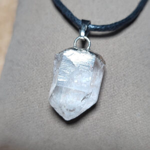 Kuvars Taşı Natural Kolye