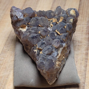 Ametist Taşı Ham Dekoratif Kütle 222 Gr