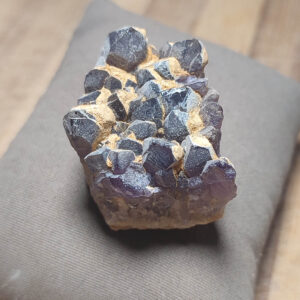 Ametist Taşı Ham Dekoratif Kütle 39 Gr