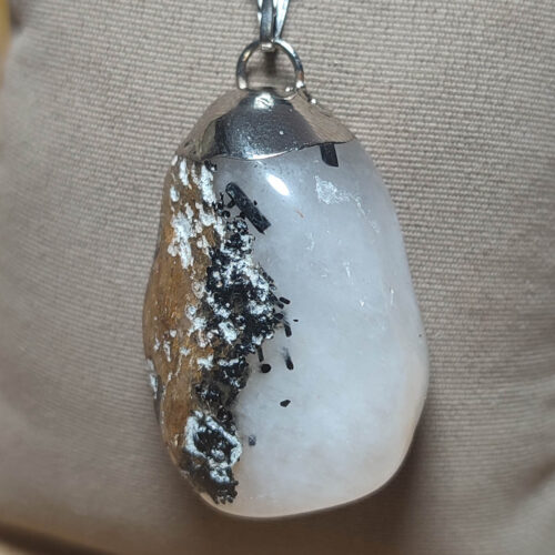 Oniks Taşı Beyaz iri Boy Natural Kolye