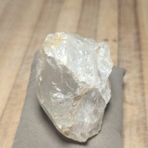 Kuvars Taşı Ham Dekoratif Parça 88 Gr