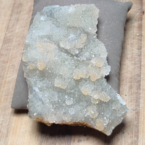 Kuvars Taşı Ham Dekoratif Kütle 67 Gr