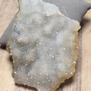 Kuvars Taşı Ham Dekoratif Kütle 103 Gr