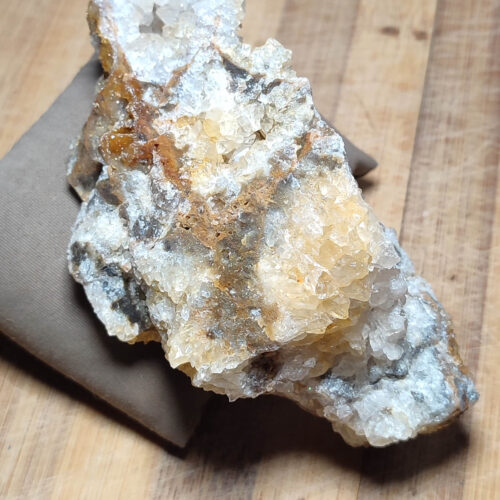 Sitrin Taşı Ham Dekoratif Kütle 246 Gr