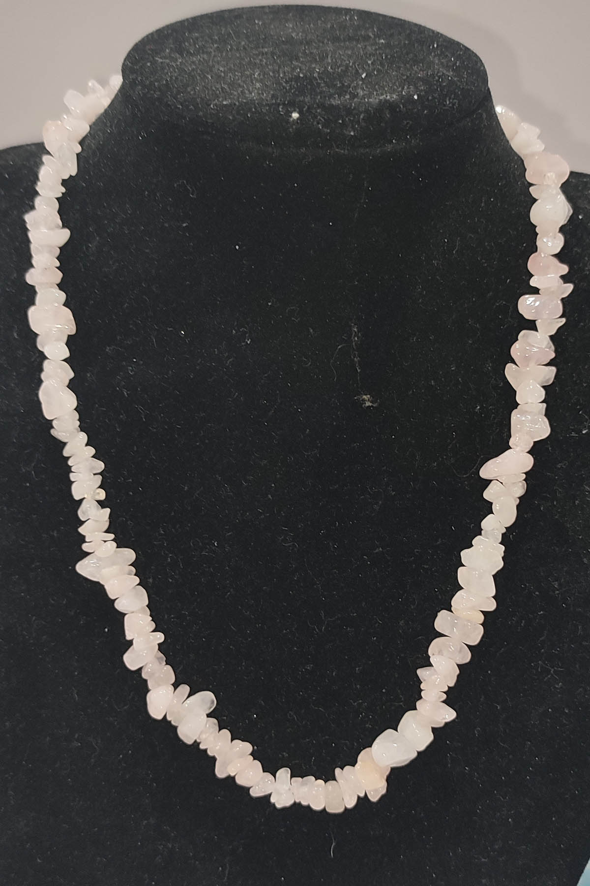 Pembe Kuvars Taşı Kırıktaş Doğal Taş Kolye