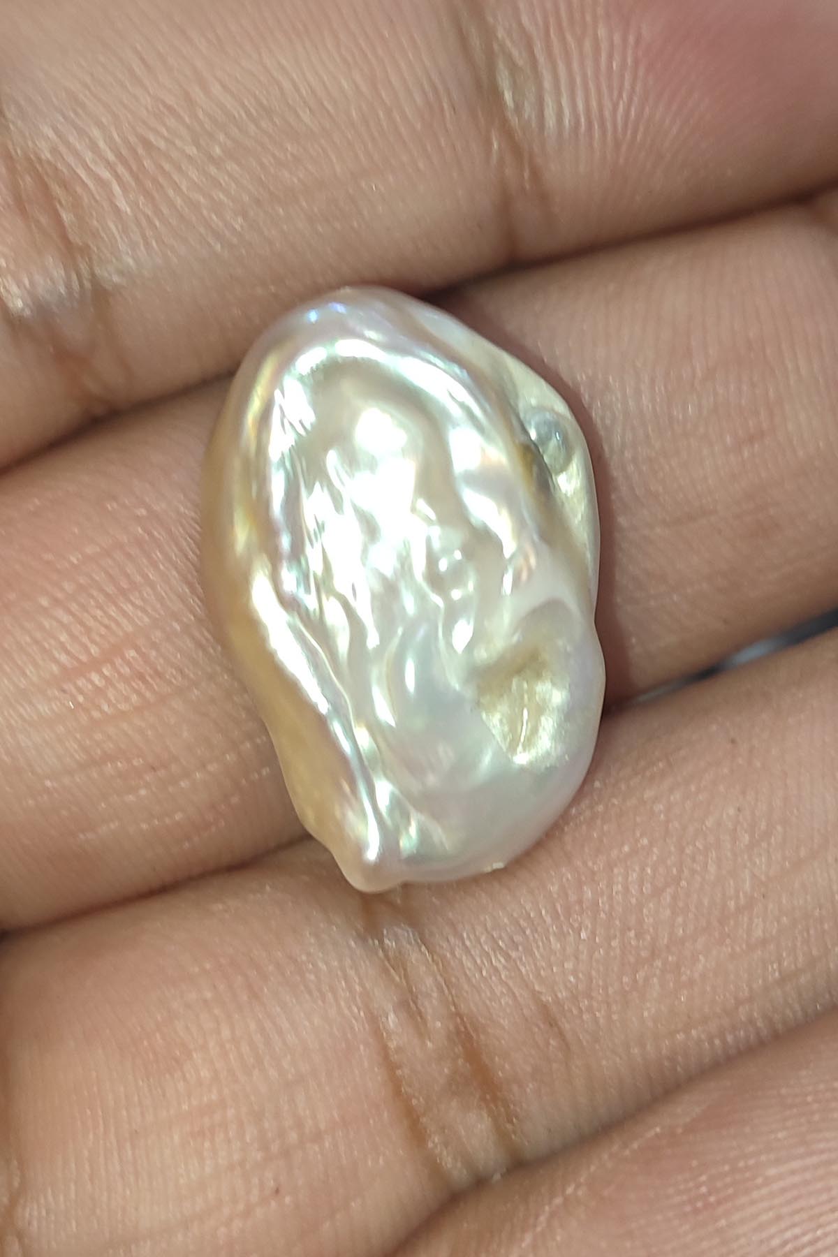 İnci Taşı Orjinal Delikli Ham İşlenmemiş Natural Kütle 2 x 2 cm