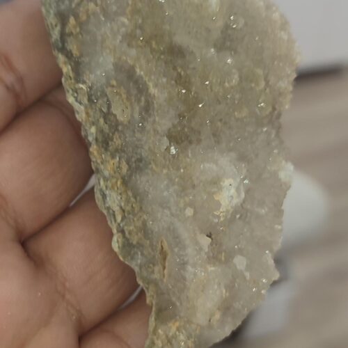 Kuvars Taşı Doğaltaş Ham İşlenmemiş  Dekoratif Kütle 138 gr