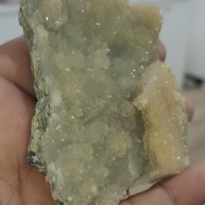 Kuvars Taşı Doğaltaş Ham İşlenmemiş  Dekoratif Kütle 173 Gr