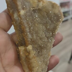 Kuvars Taşı Doğaltaş Ham İşlenmemiş  Dekoratif Kütle 299 gr
