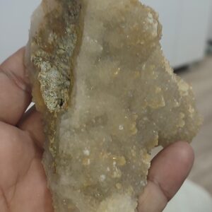 Kuvars Taşı Doğaltaş Ham İşlenmemiş  Dekoratif Kütle 315 gr