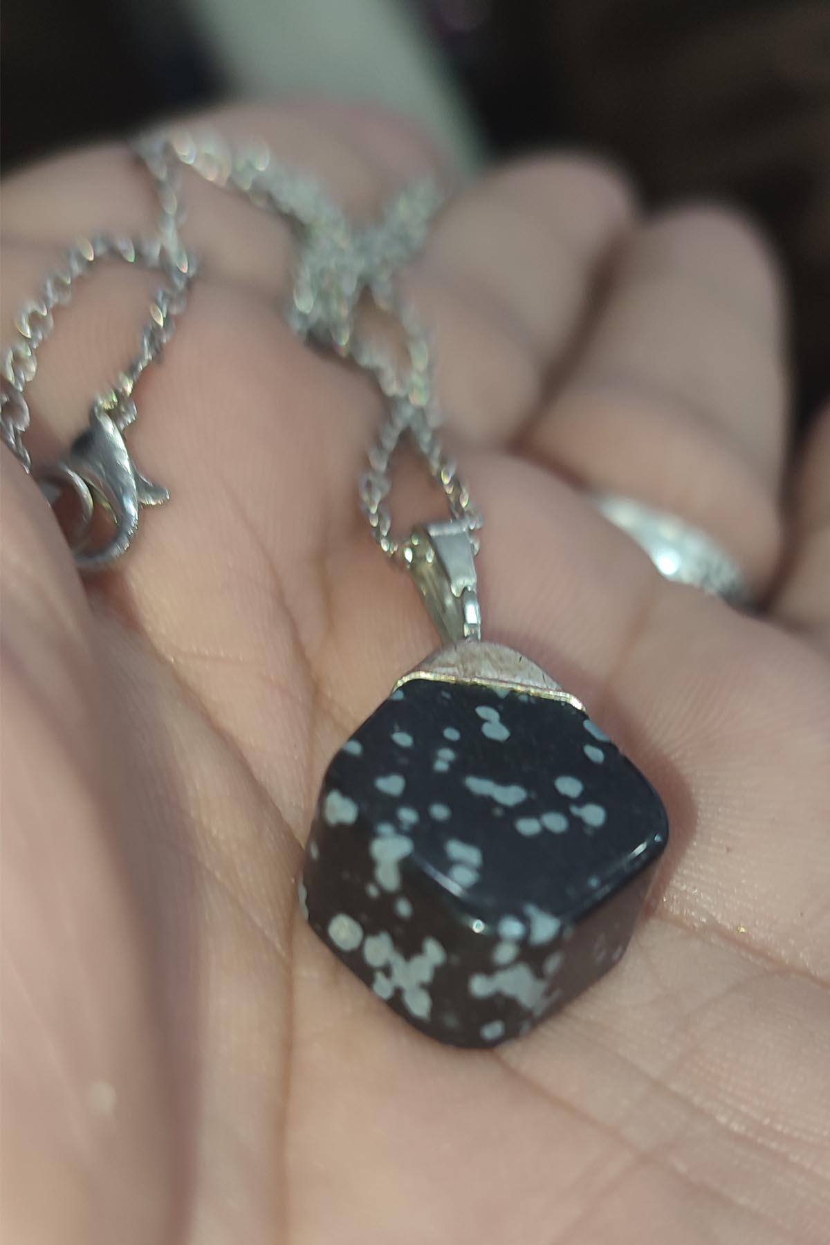 Kar Tanesi Obsidyen Taşı Natural Doğaltaş Kolye - Görsel 2