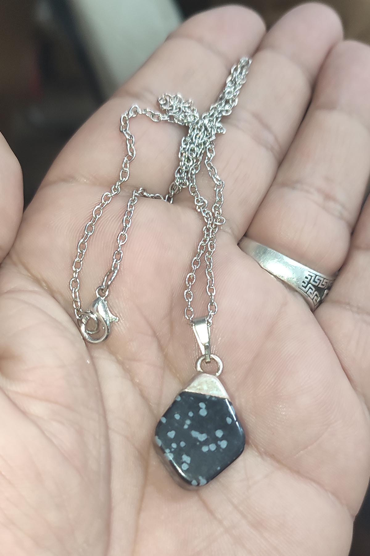 Kar Tanesi Obsidyen Taşı Natural Doğaltaş Kolye