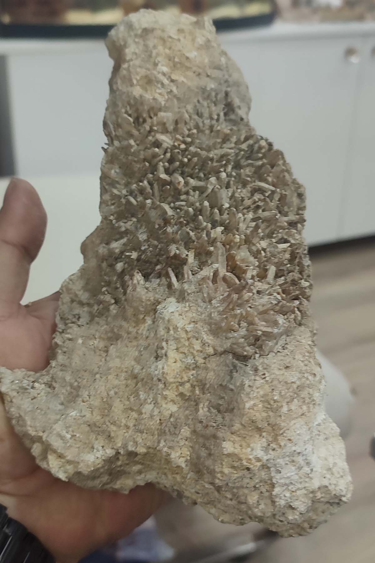 İğne Kuvars Taşı Kayaçlı Ham Natural Doğaltaş Kütle 1486 gr