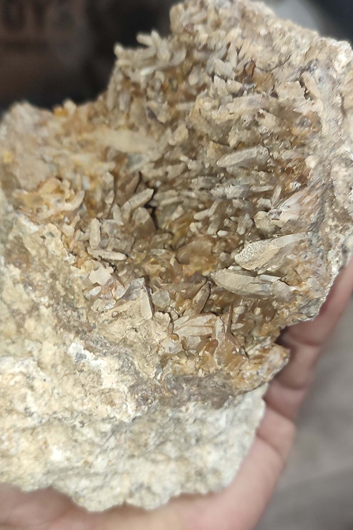 İğne Kuvars Taşı Kayaçlı Ham Natural Doğaltaş Kütle 945 gr - Görsel 3