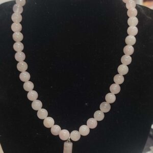 Pembe Kuvars Taşı  Küp Uçlu 10 mm Natural Doğaltaş Kolye