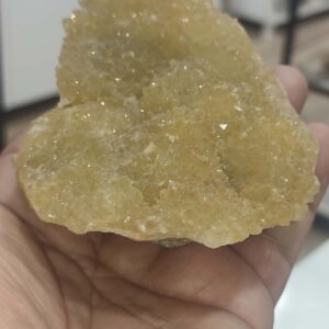 Sitrin Taşı İşlenmemiş Ham Natural Doğaltaş Kütle341 Gr