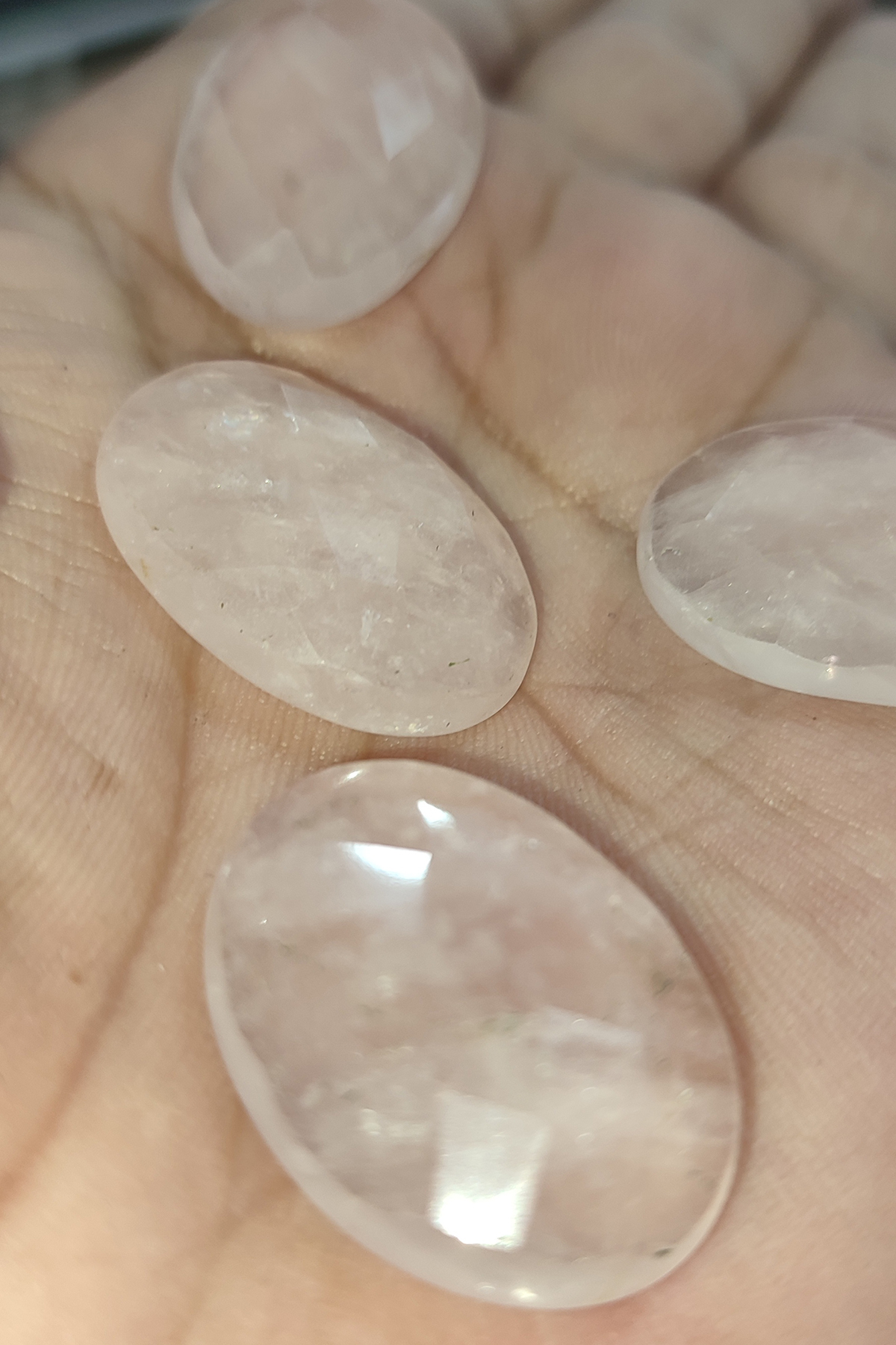 Pembe Kuvars Faset Kesim Natural Doğaltaş Kabaşon - Görsel 2