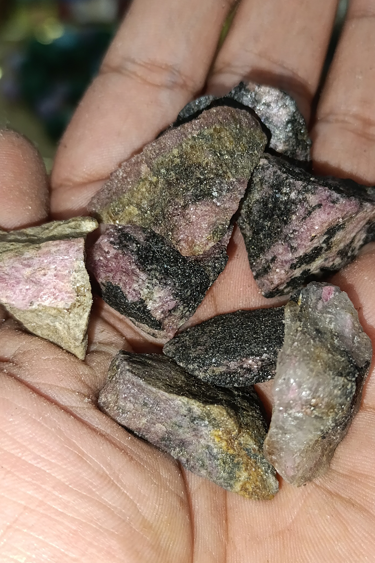 Rodonite Taşı İşlenmemiş Doğaltaş Kütle 1 adet
