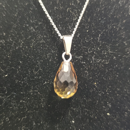 Zultanit Taşı Faset Kesim 8 x 12 mm Damla Kesim Kolye