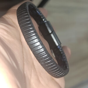 Siyah Mavi Renkli Örme  % Deri Bileklik