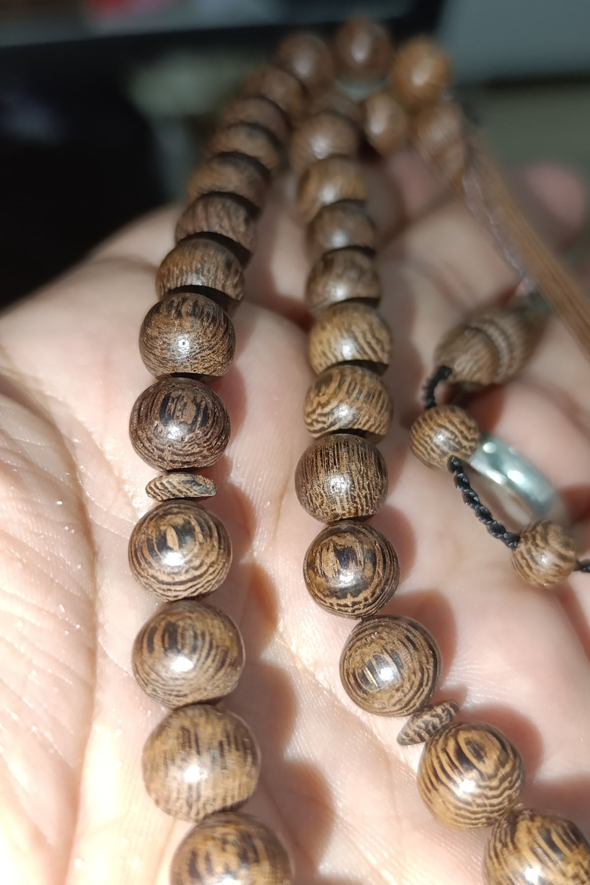 Venge Ağacı 10 mm Natural Ağaç Tesbih - Görsel 2