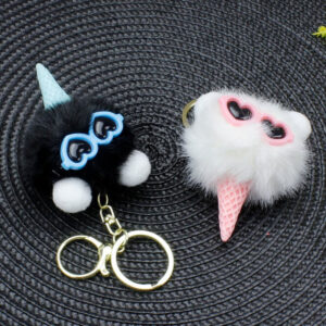 Külah Ponpon Anahtarlık 1 Adet