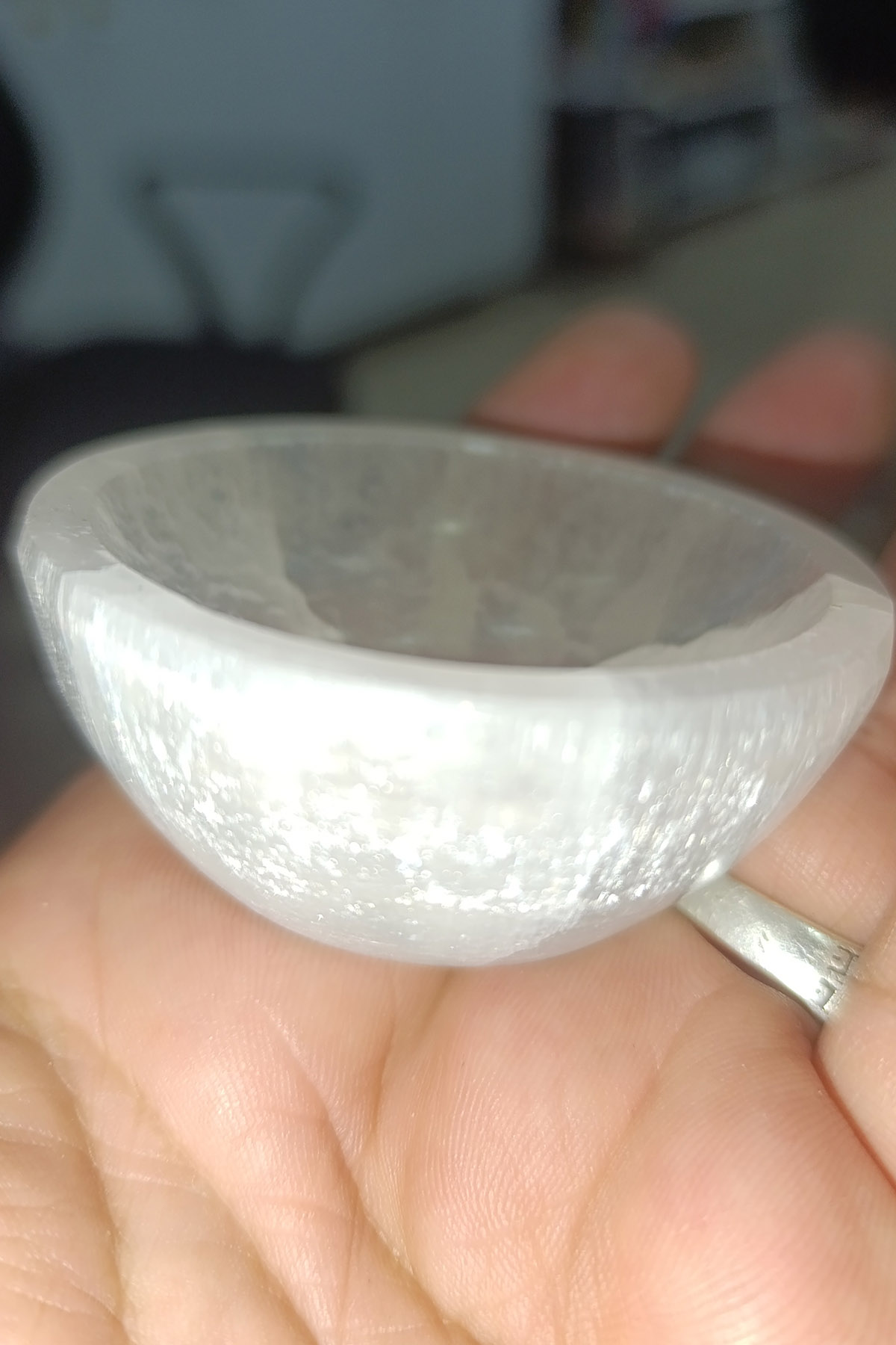 Selenit Taşı Kase 6 cm – Doğal Arındırıcı Kase - Görsel 3