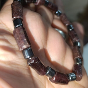 Garnet ( LaL ) Taşı Silindi Kesim Hematit Ara Taşlı Doğaltaş Bileklik