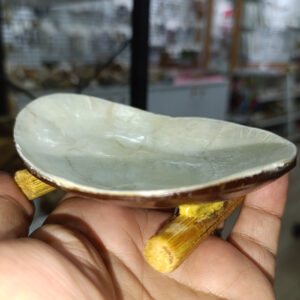 Hindistan Cevizi Kabuğu Tabanlı Sedef Taşı Kaplamalı Oval Sabunluk