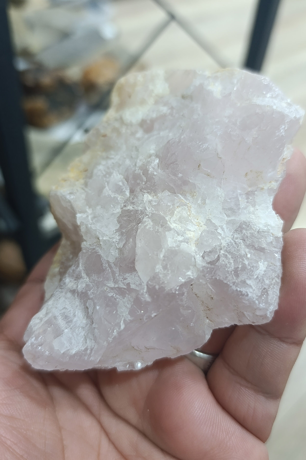 Pembe Kuvars Taşı Ham İşlenmemiş Dekoratif Kütle 301 Gr