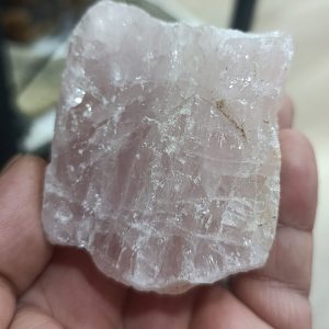Pembe Kuvars Taşı Ham İşlenmemiş Dekoratif Kütle 312 Gr